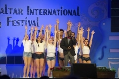 asher-moodie-reino-unido-junto-a-bailarines-de-la-mediterranen-dance-school-y-dance-academy_14033036985_o