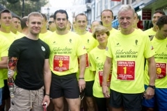 henry-cavill-en-la-carrera-del-350-aniversario-de-los-royal-marines-en-gibraltar-25-octubre-201418_15437750357_o