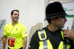 superman-en-gibraltar-actor-henry-cavill-carrera-5km-del-350-aniversario-de-la-marina-britanica-25102014-01_15448392738_o