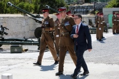 2-jun-2016-salvas-en-gibraltar-honor-al-aniversario-de-coronacin-de-la-reina_26810216343_o