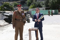 2-jun-2016-salvas-en-gibraltar-honor-al-aniversario-de-coronacin-de-la-reina_27417184655_o