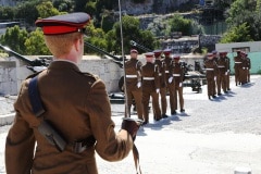 2-jun-2016-salvas-en-gibraltar-honor-al-aniversario-de-coronacin-de-la-reina_27417187335_o