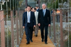 21-jun-2016-inauguracin-puente-colgante-en-la-reserva-natural-del-pen-de-gibraltar_27834204505_o