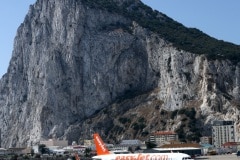 nueva-ruta-area-gibraltar-manchester_27979737642_o