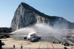 nueva-ruta-area-gibraltar-manchester_28048206996_o