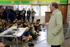 27-ene-17-alumnos-de-la-escuela-obispo-fitzgerald-de-gibraltar-conmemoran-el-holocausto_31710468314_o