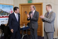 27-ene-17-fabin-picardo-visita-el-open-de-gibraltar-de-ajedrez-11_32513495606_o