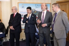 27-ene-17-fabin-picardo-visita-el-open-de-gibraltar-de-ajedrez-2_32175360540_o