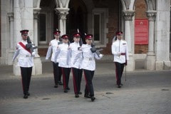 cambio-de-guardia-en-gibraltar-por-boda-real_41488508104_o