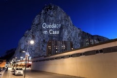 lema-qu-date-en-casa_49846839316_o