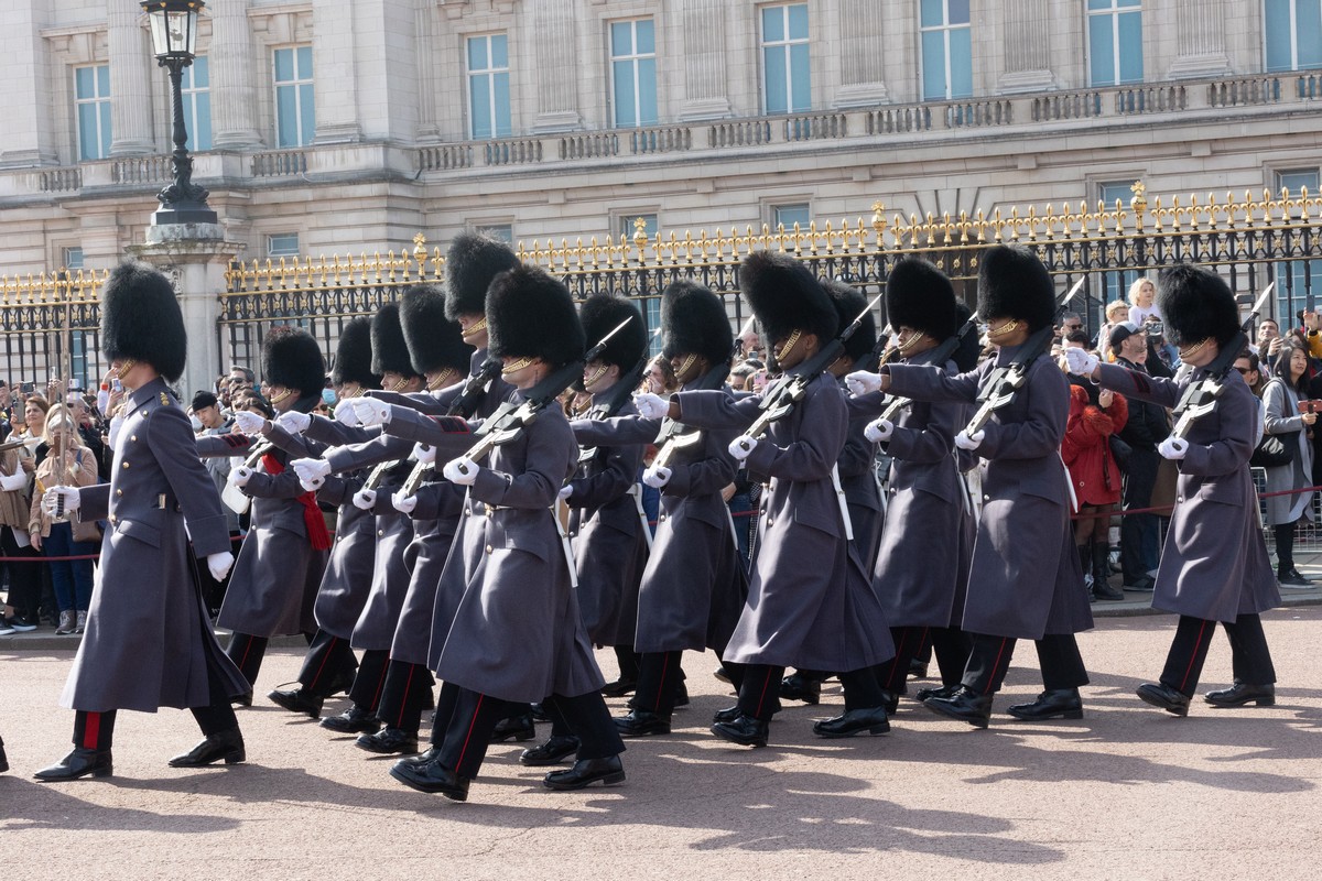 El-Real-Regimiento-de-Gibraltar-actua-de-nuevo-como-Regimiento-de-Guardia-de-la-Reina-en-Londres-13
