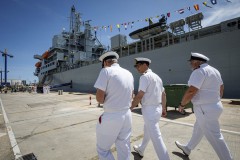THE EARL OF WESSEX VISITS HER MAJESTY’S NAVAL BASE
