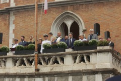 Autoridades-en-el-balcon-del-Convento-