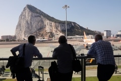 airport-0424_39633944971_o