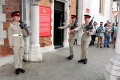 changing-of-the-guard-the-convent-0418_24765653487_o