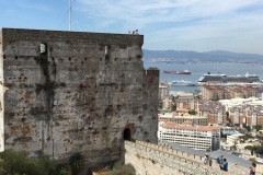 el-castillo-moro-de-gibraltar-abajo-la-ciudad-y-el-puerto_22727026562_o
