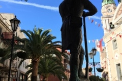 nelson-observa-la-catedral-catlica-de-gibraltar_22118012404_o