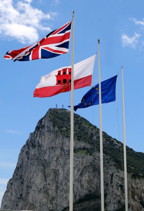 Banderas UE, RU y Gibraltar