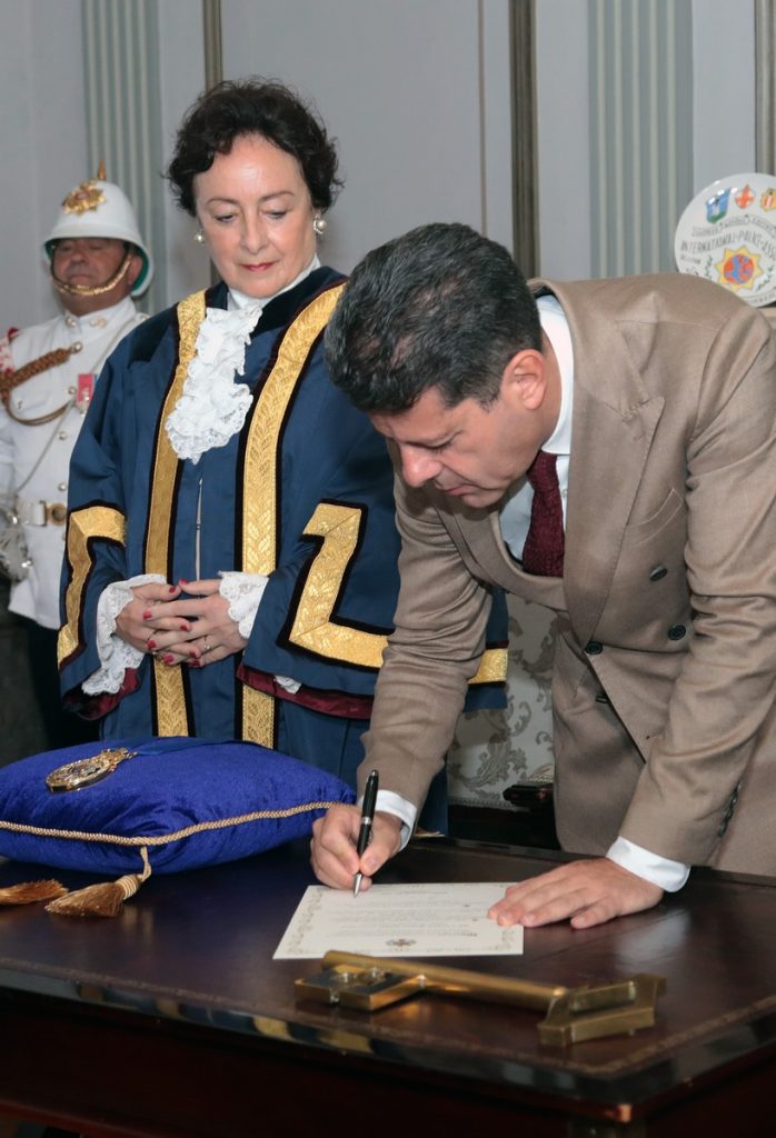 La Alcaldesa de Gibraltar, Carmen Gómez y el Ministro Principal, Fabián Picardo